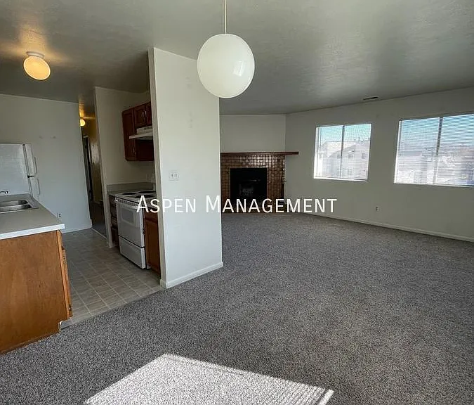 3720 Iris Ave #D — Photo 7