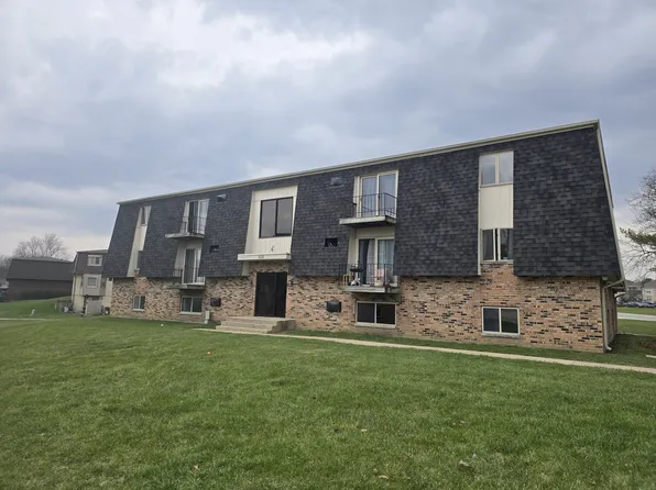 940 Stratford Dr E APT 4, Bourbonnais, IL 60914