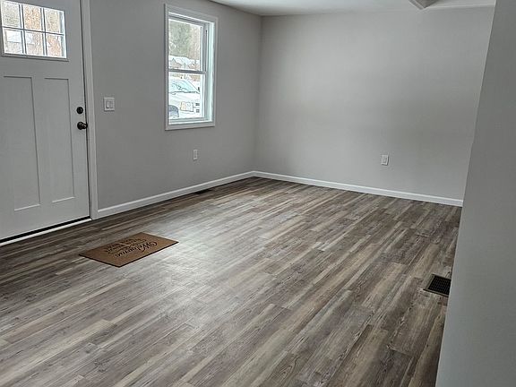 4th image of 2478 Main Street