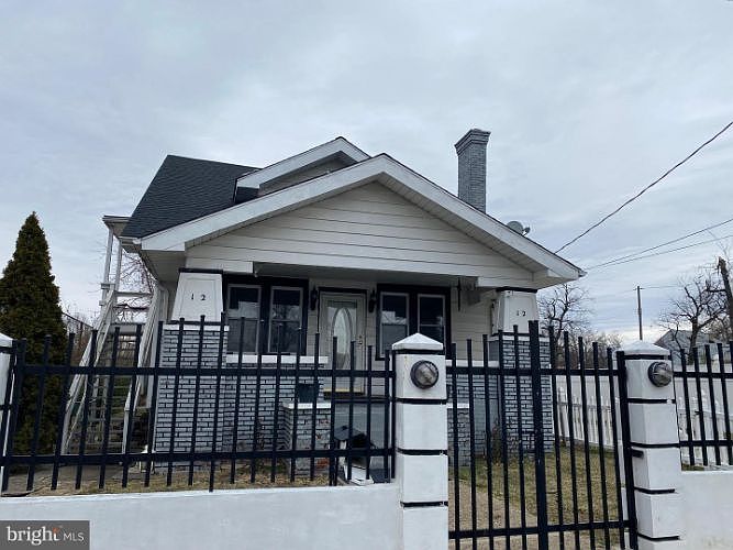 1st image of 1212 N 22nd St