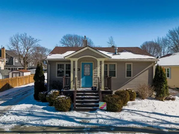 811 S Galbraith St, Blue Earth, MN 56013