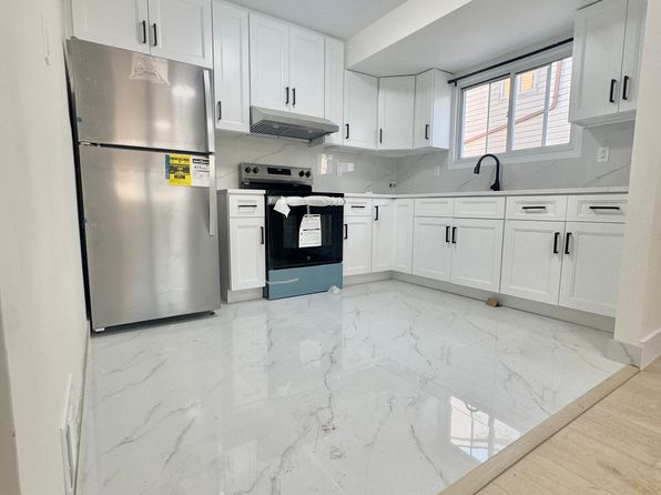 61 E Figurea Ave FLOOR 1