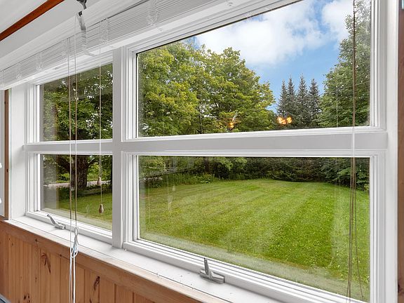 5th image of 2679 Healdville Road