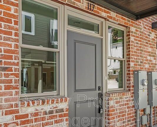 3rd image of 895 Cherokee Blvd #117