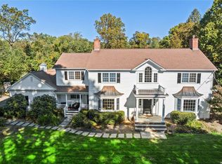 8 Watch Way, Lloyd Harbor, NY 11743