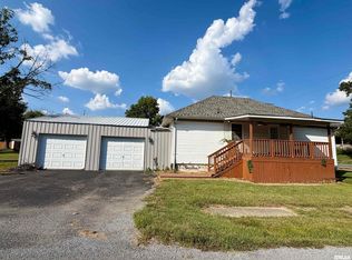 1400 Burgess Ave, Johnston City, IL 62951