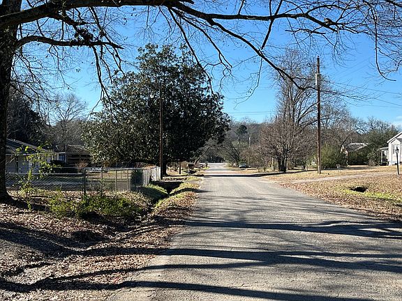 5th image of 252 Morningstar Dr