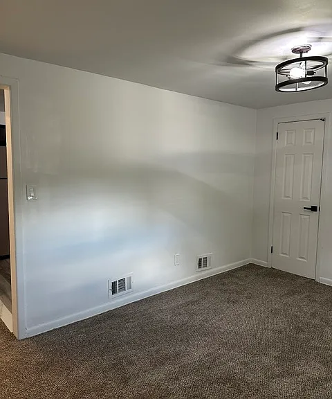 929 Warren St #2 — Photo 13