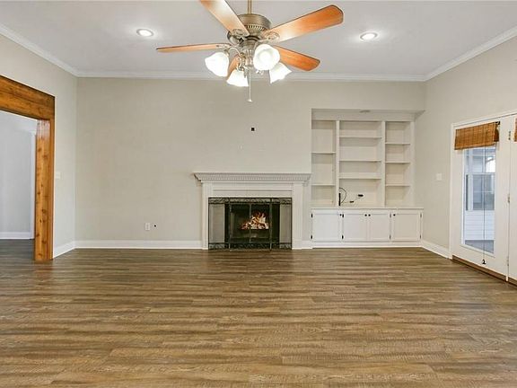 5th image of 2408 Cassie Ln