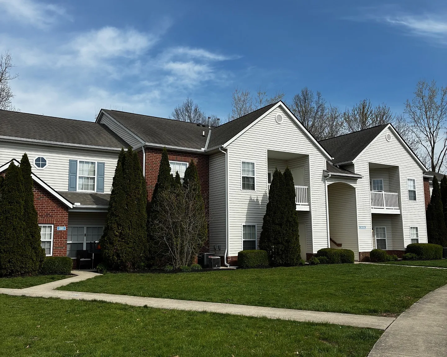 Chantry Village Apartments — Photo 3