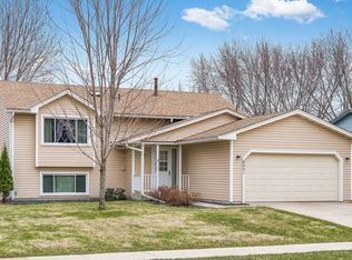 6021 W 135th St, Savage, MN 55378