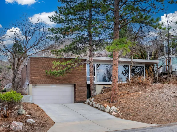 2715 E Eagle Way, Salt Lake City, UT 84108