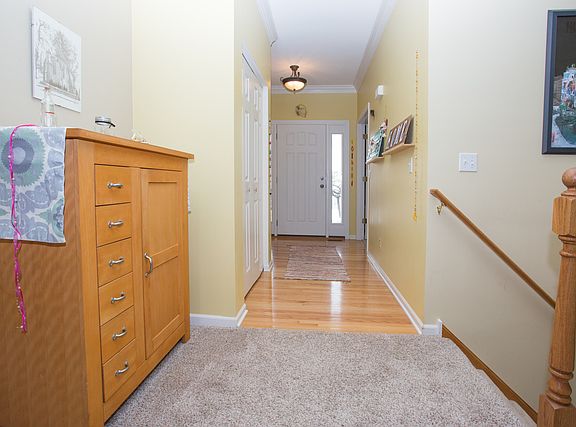 2nd image of 39W450 W Mallory Dr