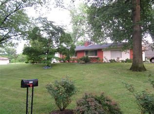10056 Briarwood Dr, Saint Louis, MO