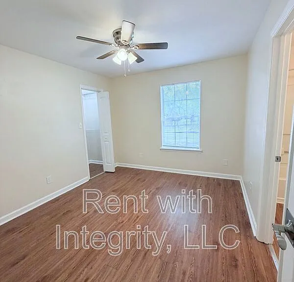 1352 Ocala Rd #B — Photo 8