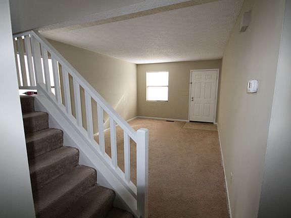 2nd image of 3848 Longton Dr