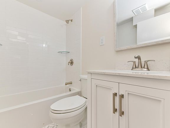 4th image of 51 Belmont St #1A