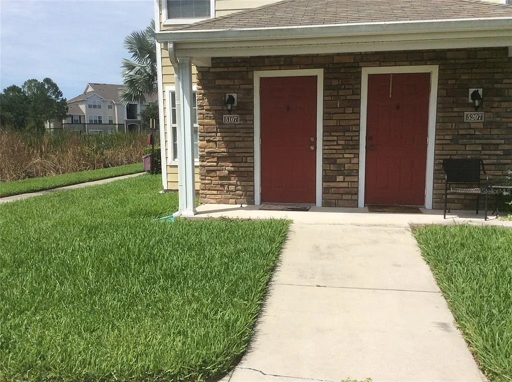 1 bed, 1.0 bath, 672 sqft, $1,150 — Photo 3