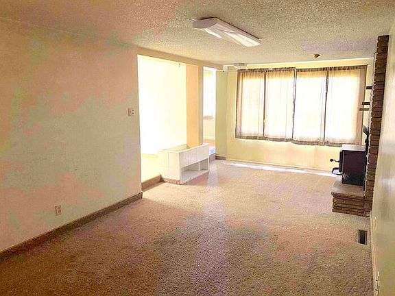 4th image of 44 W Washington Ave