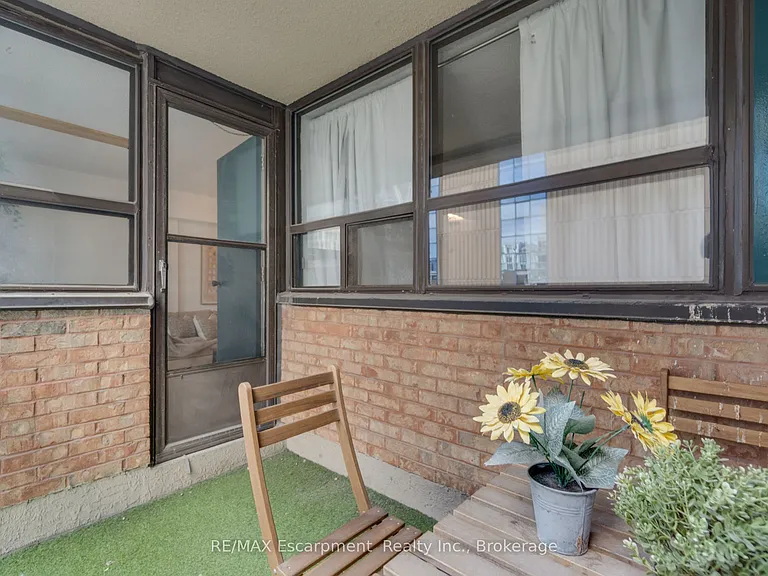 80 Saint Patrick St #820 — Photo 26