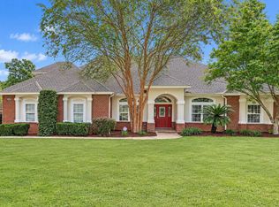 5833 Hunting Meadows Dr, Crestview, FL 32536