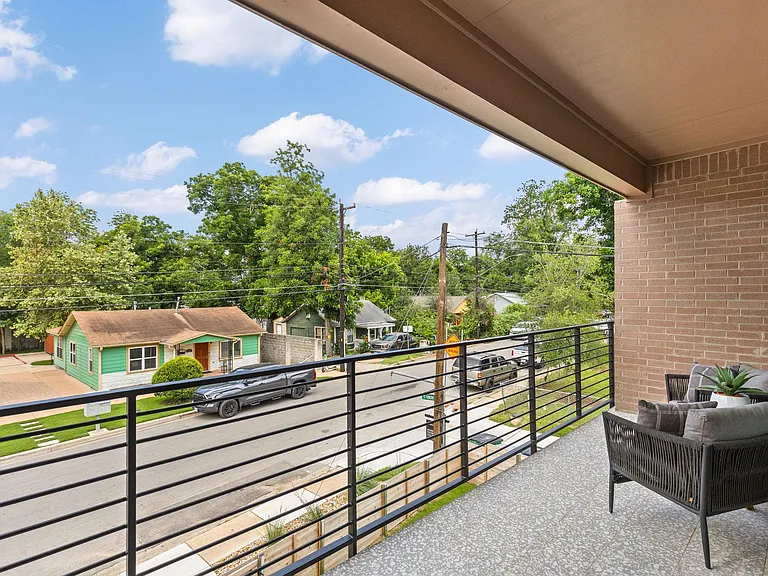 3530 Gonzales St #A — Photo 22