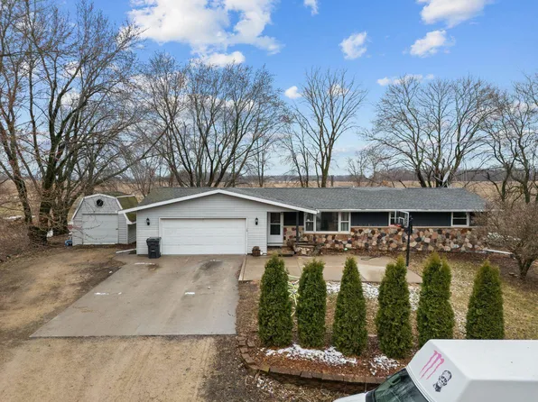 3663 County Road K, Omro, WI 54963
