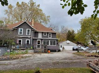 1025 Oneida St, Menasha, WI 54952