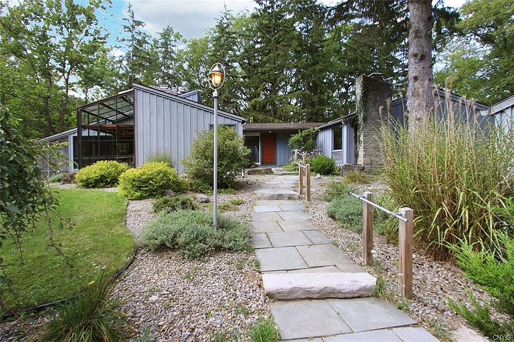 4444 Brickyard Falls Rd photo 1