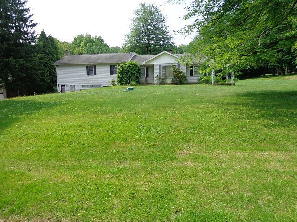 2nd image of 3440 Tee Dr