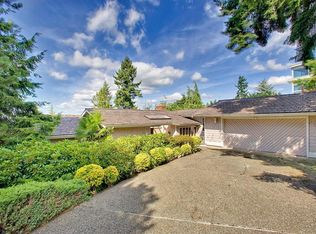 13930 SE 44th St, Bellevue, WA 98006