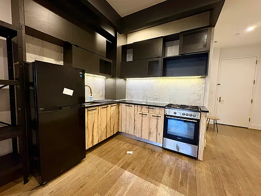 Rented by ERNY LLC | media 1