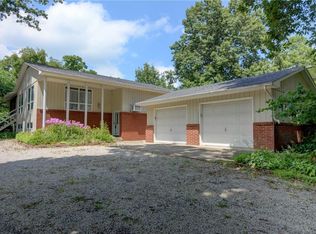 2263 E 1800 North Rd, Moweaqua, IL 62550