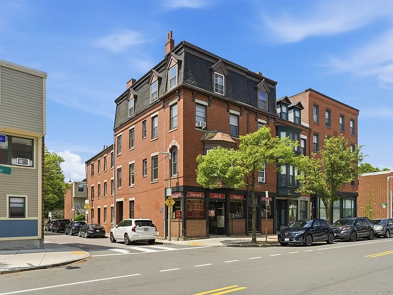 250-252 Main St #3R — Photo 2