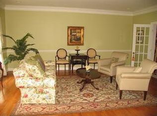 19 Bridle Ridge Dr, North Grafton, MA 01536