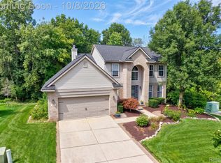 3405 Marshview Ct, Howell, MI 48843