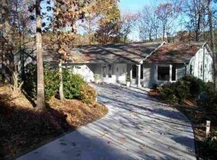 12 Yeoman Ln, Salem, SC 29676