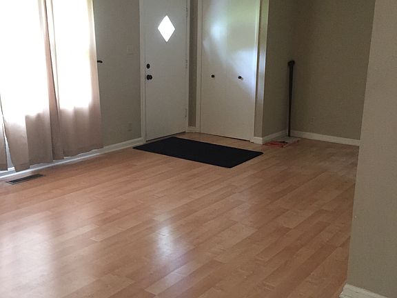 5th image of 7381 Evanston Ave
