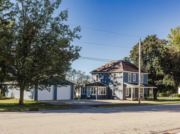 420 Woodward Ave, Livingston, WI 53554