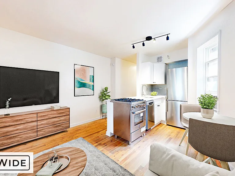 311 E 25th St #6D — Photo 2