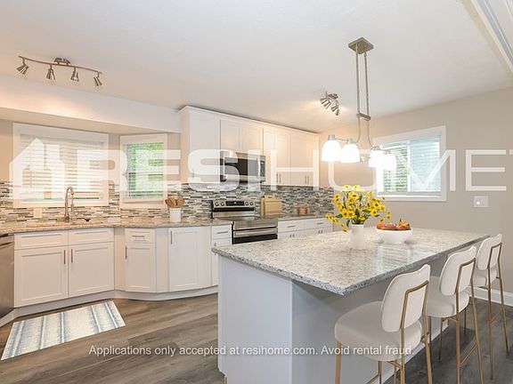 4th image of 4176 Jami Ln