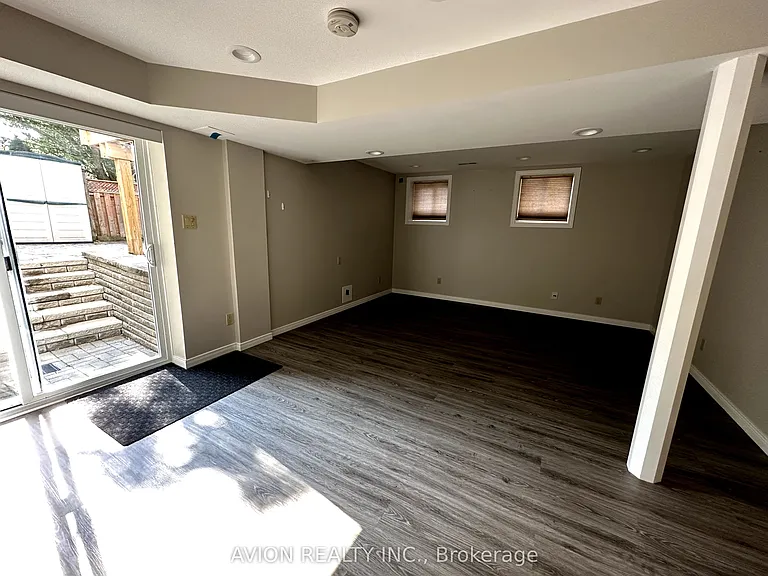 38 Rush Rd #BASEMENT — Photo 8