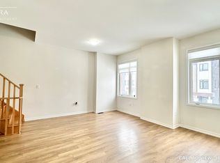 952 Kicking Horse Path #952, Oshawa, ON L1J0B4