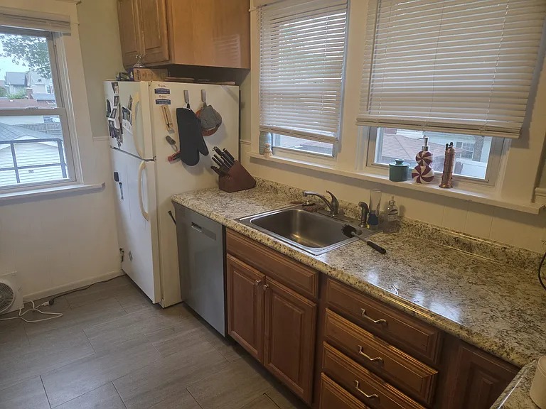 208 Delmar Ave #2 — Photo 9