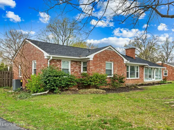 2806 Browns Ln, Lincolnshire, KY 40220