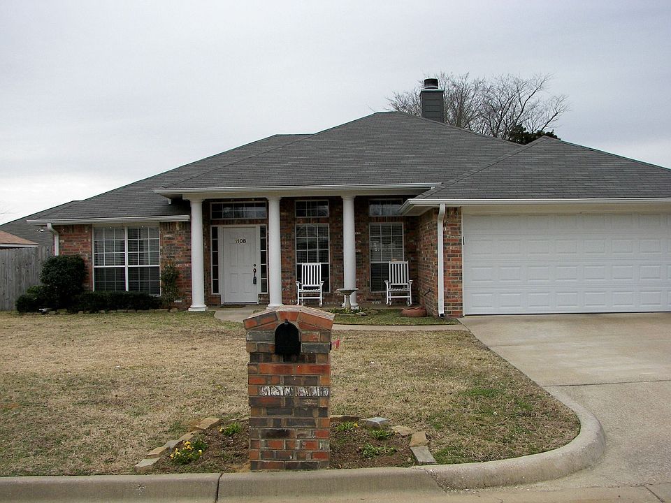 1st image of 1108 Cheryl St