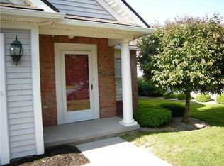 18 Amberwood Pl, Rochester, NY 14626