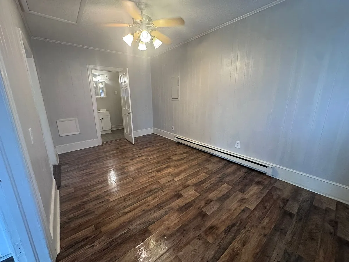 Building Photo - 510 S Magnolia Ave