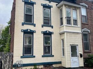 201 10th St, Troy, NY 12180