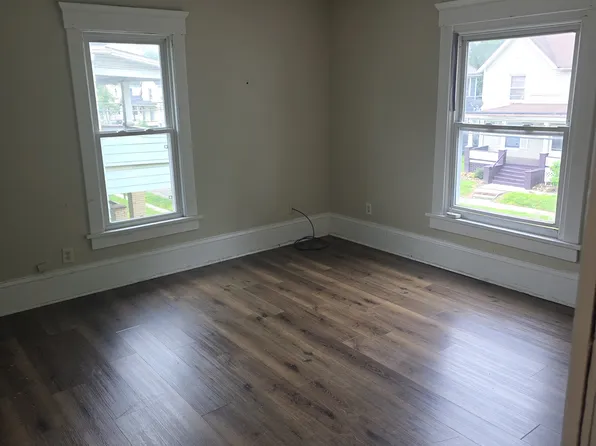 706 Greenfield Ave SW #2F, Canton, OH 44706